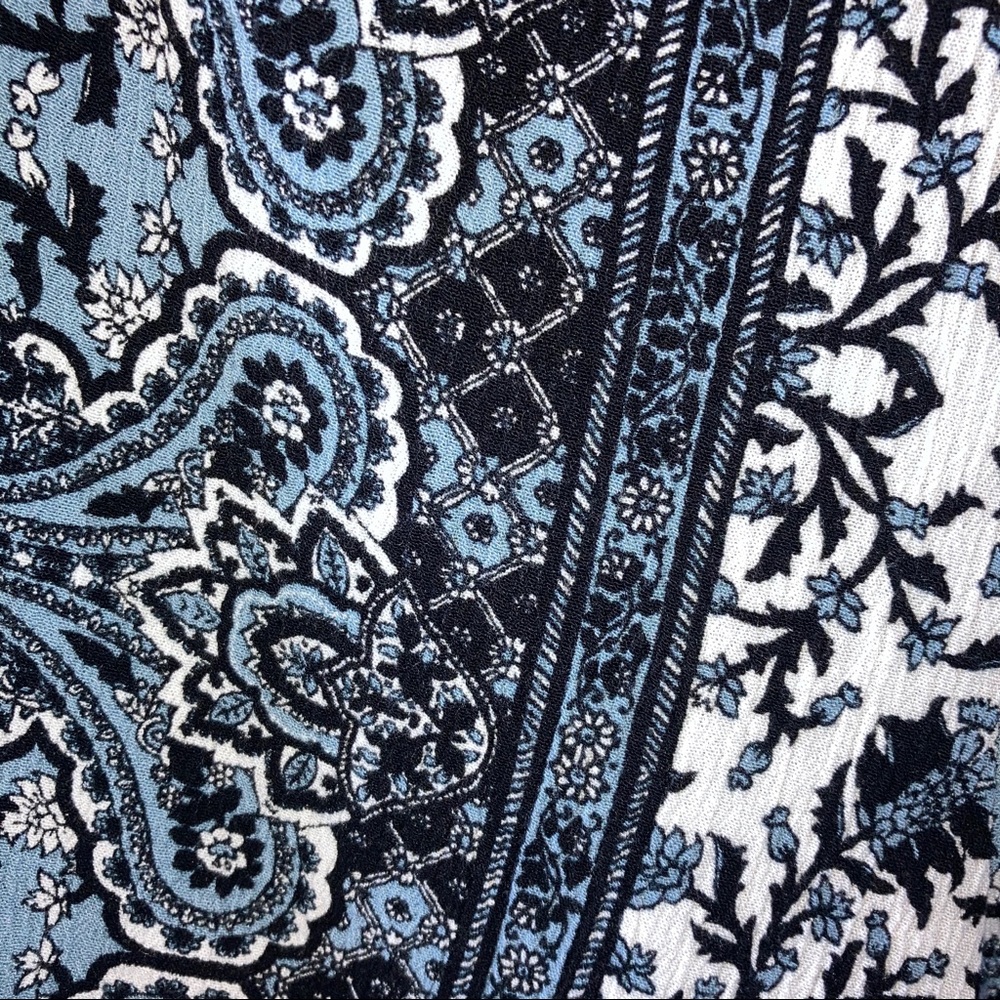 Blue Pattern Romper - image 4